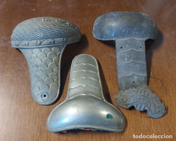Militaria: 3 dragonas incompletas - Foto 1