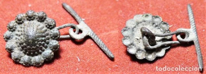 Militaria: RARO BOT&Oacute;N 10 mm - Foto 1