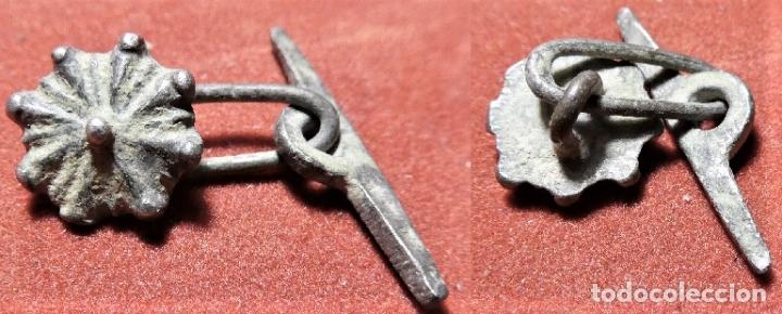 Militaria: RARO BOT&Oacute;N 10 mm - Foto 1