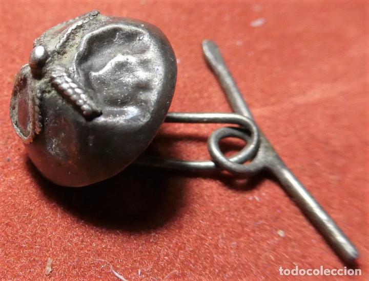 Militaria: ANTIGUO BOT&Oacute;N 14 mm PLATA - Foto 2