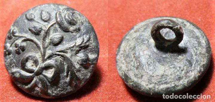 Militaria: ANTIGUO BOT&Oacute;N 18 mm - Foto 1