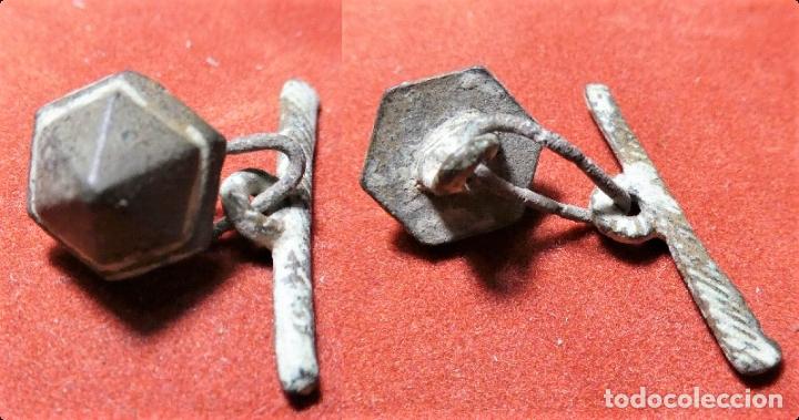Militaria: ANTIGUO BOT&Oacute;N 12 mm - Foto 1
