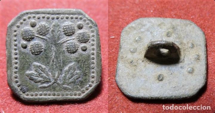 Militaria: ANTIGUO BOT&Oacute;N 14 mm - Foto 1
