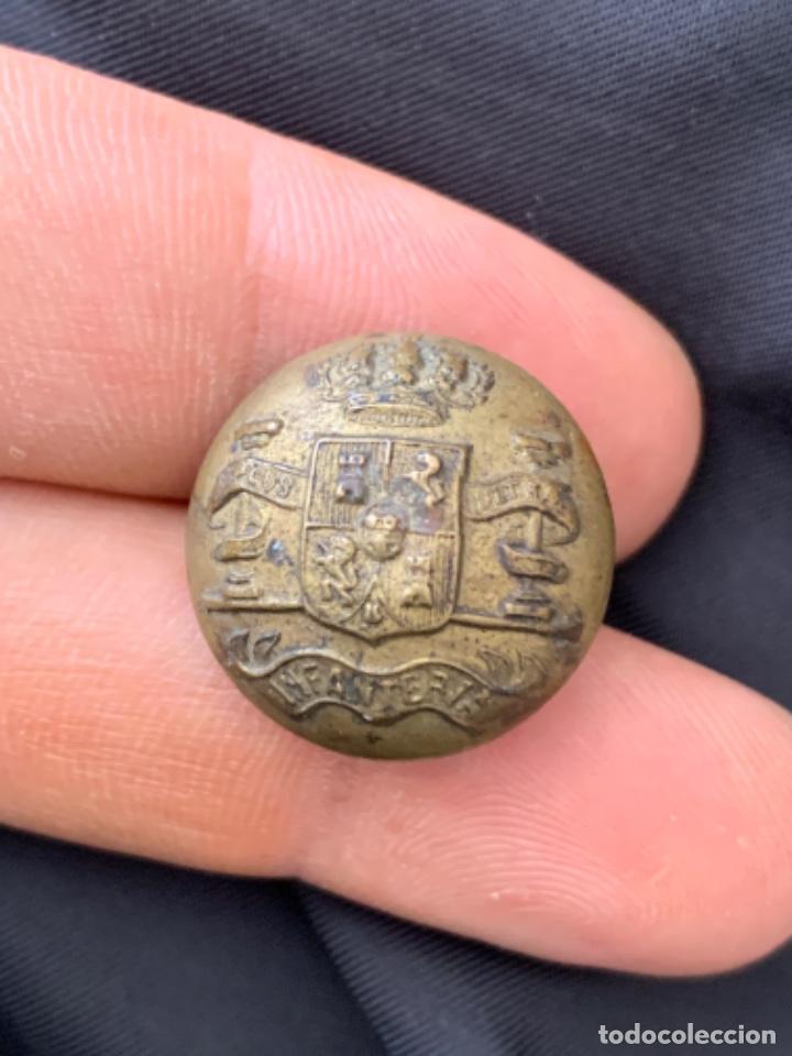 Militaria: ANTIGUO BOTON DE INFANTER&Iacute;A - Foto 1