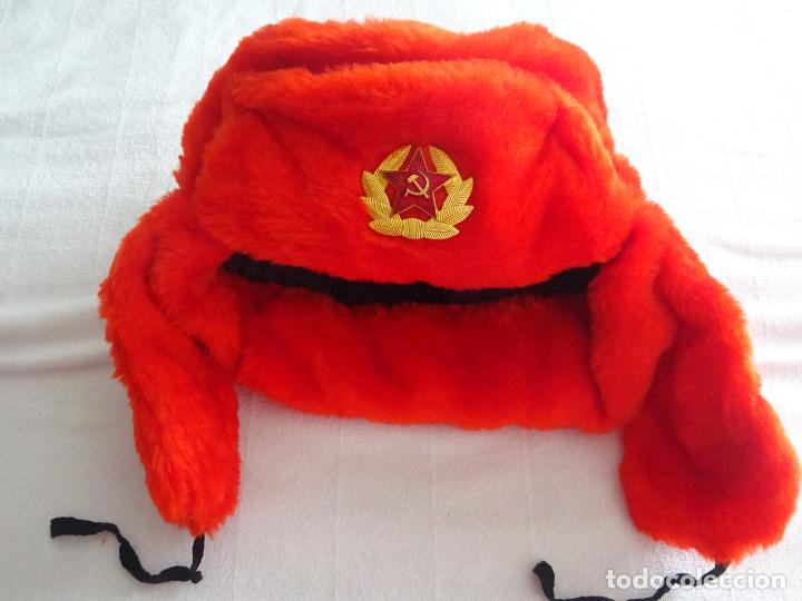 Gorro ruso de invierno con estrella roja. SHAPKA - Annack Militar