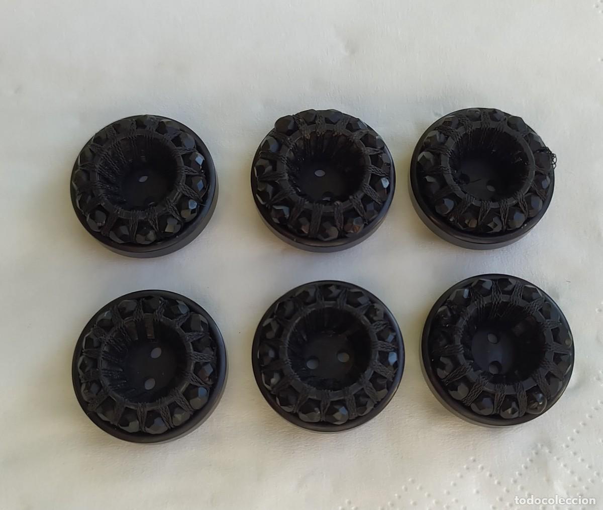 Militaria: Botones negros - Foto 2