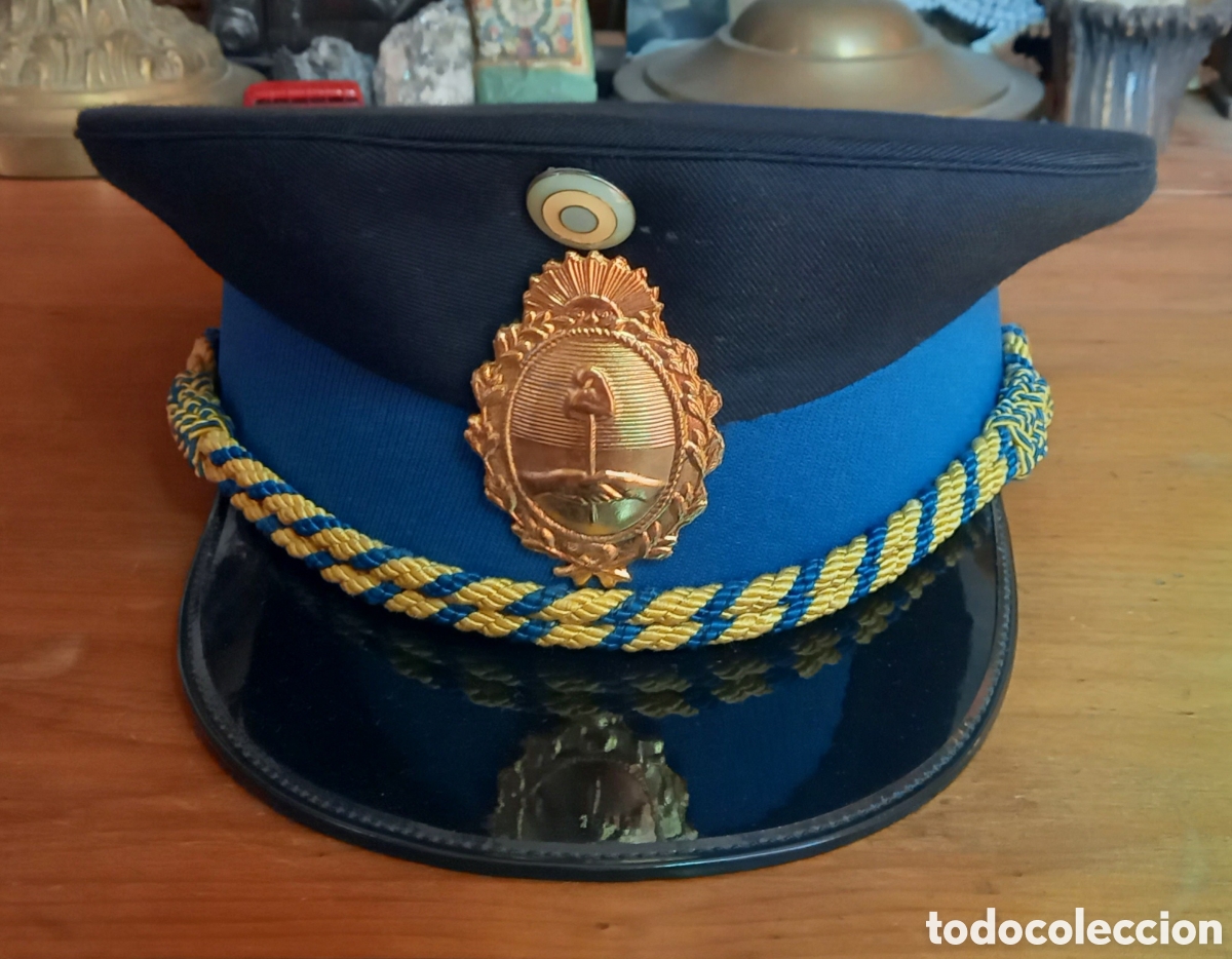 GORRA DE POLICIA DE LA CAPITAL DECADA DE 1930 – Militaria Histórica  Argentina