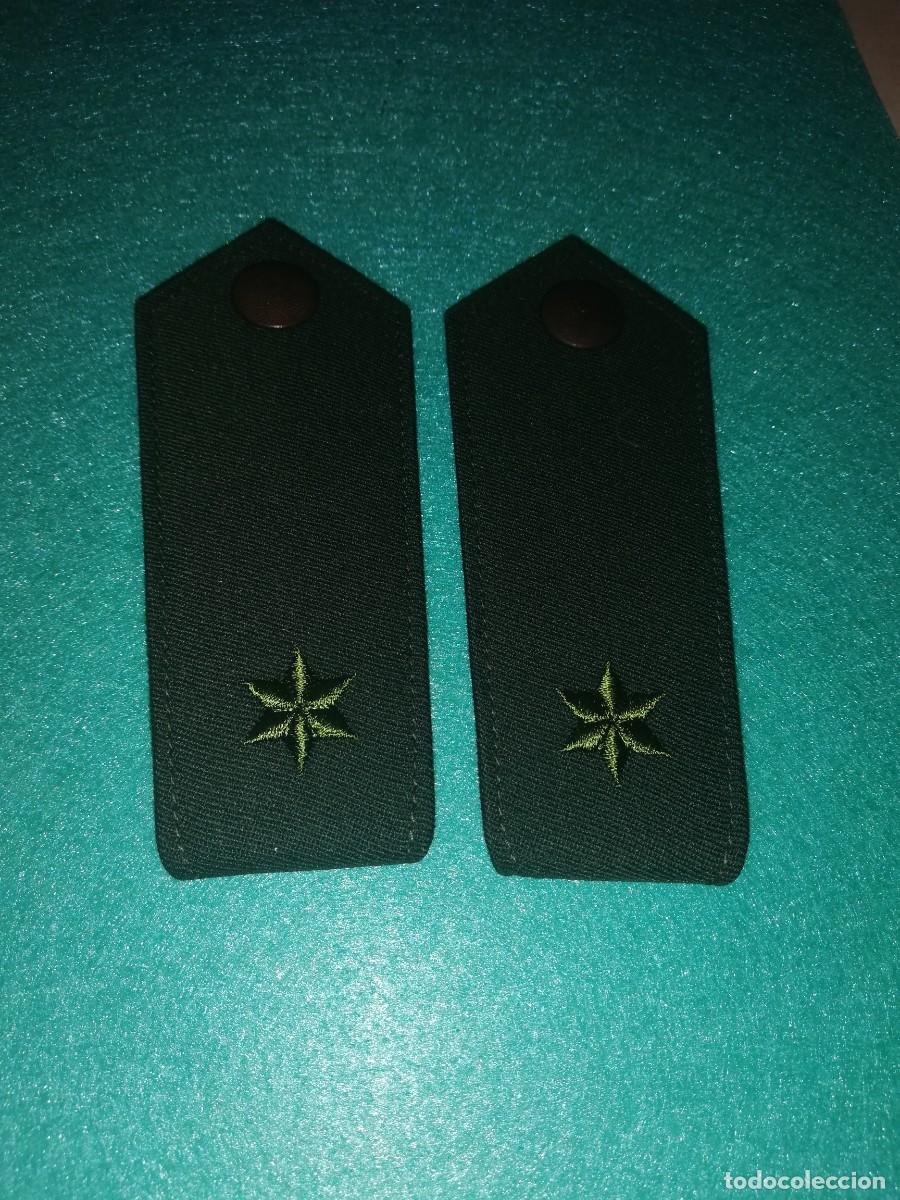Militaria: PALAS OFICIAL - Foto 1