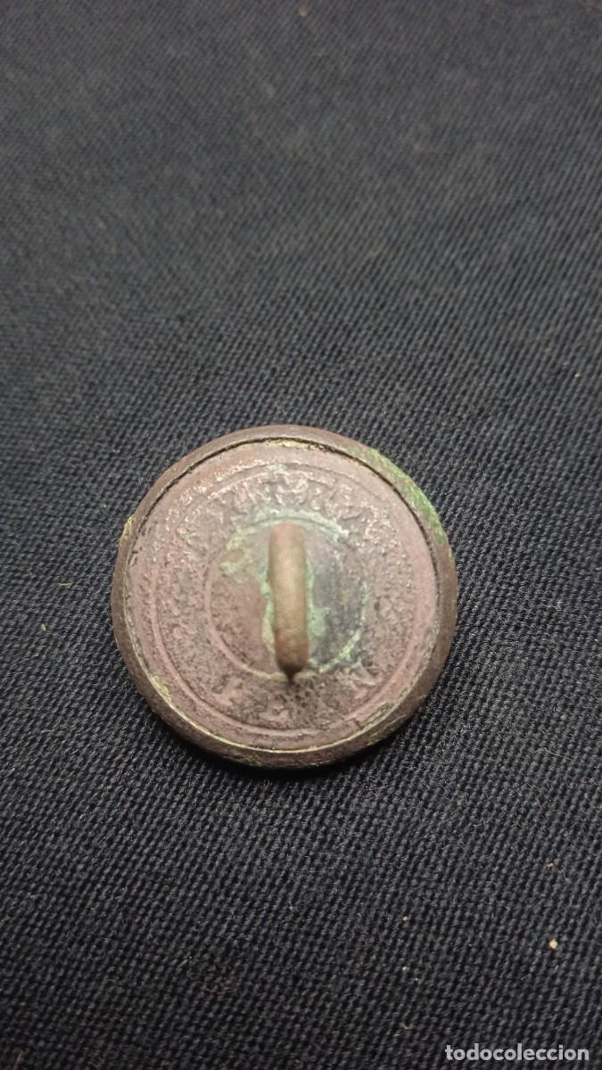 Militaria: Antiguo bot&oacute;n Armada Extra Fein. - Foto 2