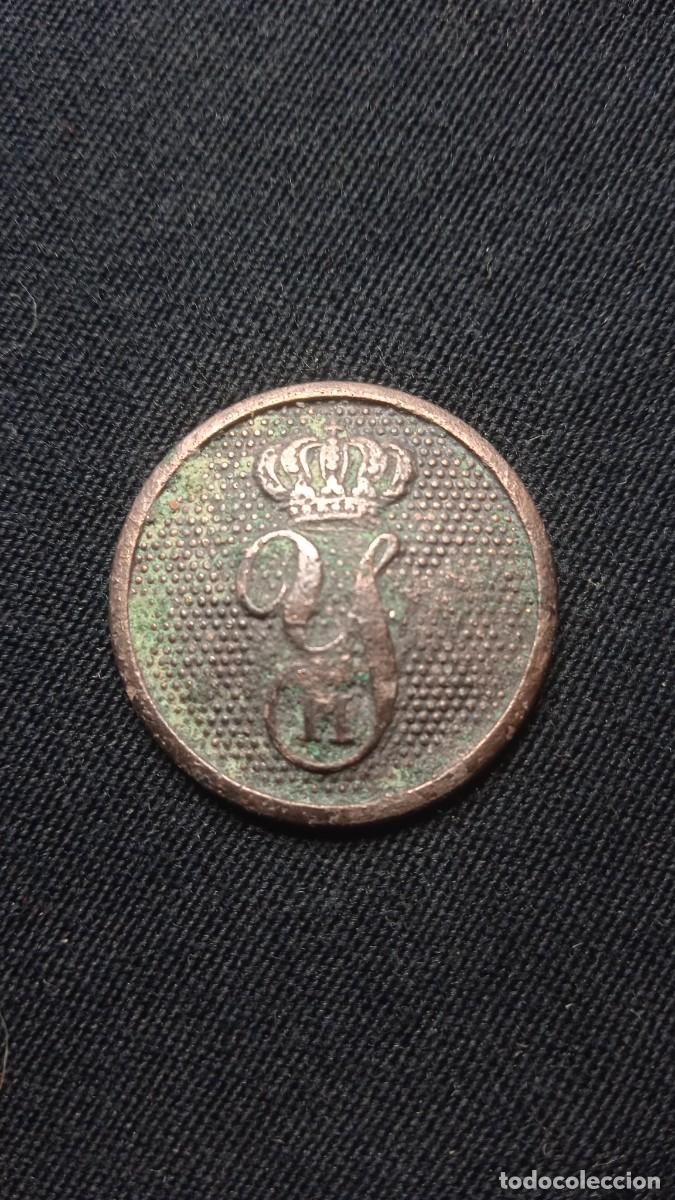 Militaria: Bot&oacute;n militar Isabel II. - Foto 1