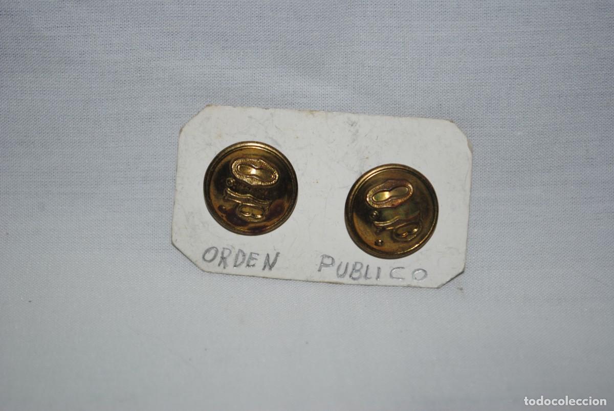 Militaria: BOTONES METALICOS . - Foto 1