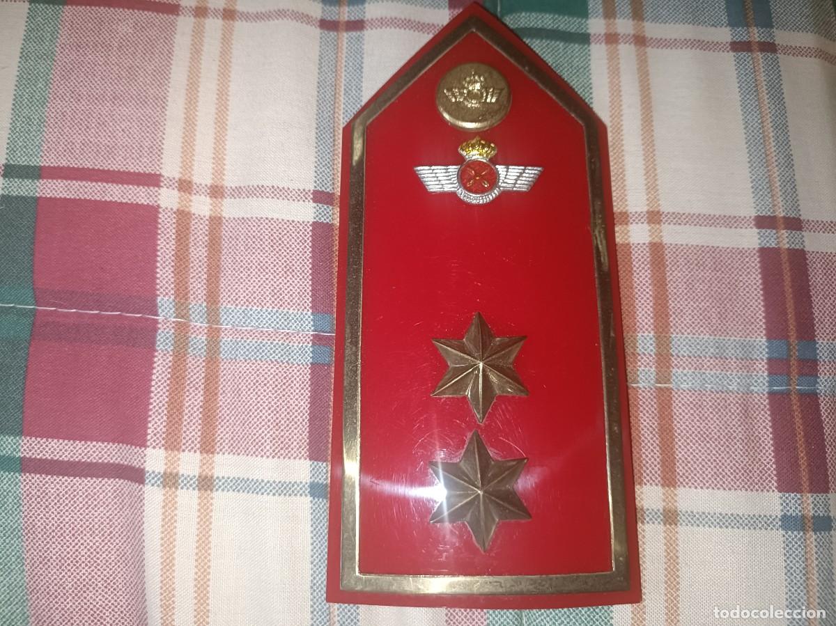 Militaria: Hombrera de teniente del Ej&eacute;rcito del aire - Foto 1