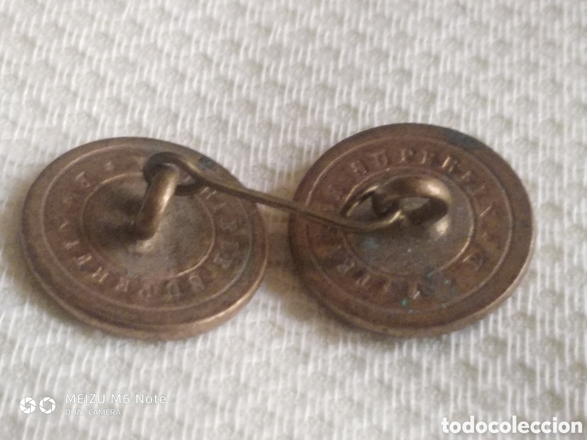 Militaria: Dos botones militar superfin - Foto 1