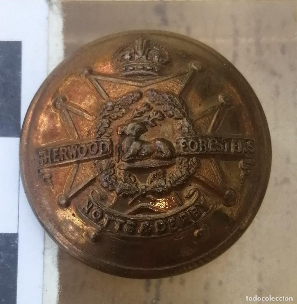 Militaria: Bot&oacute;n militar ingl&eacute;s - Foto 1