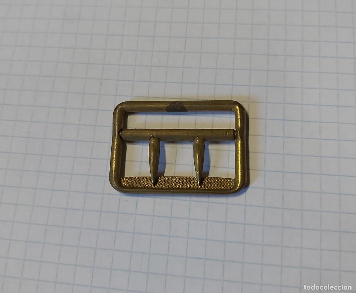 Militaria: Hebilla de correaje, de lat&oacute;n - Foto 1
