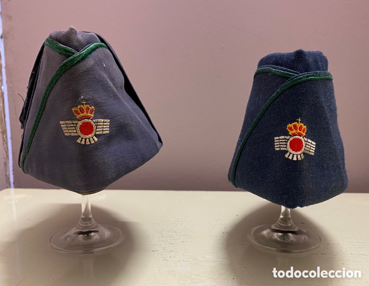 Militaria: 2 Gorras cuarteleras del Ejercito del Aire &eacute;poca Franco - Foto 1