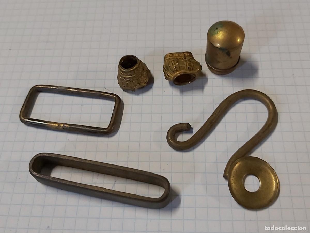 Militaria: Lote de componentes de correaje - Foto 2