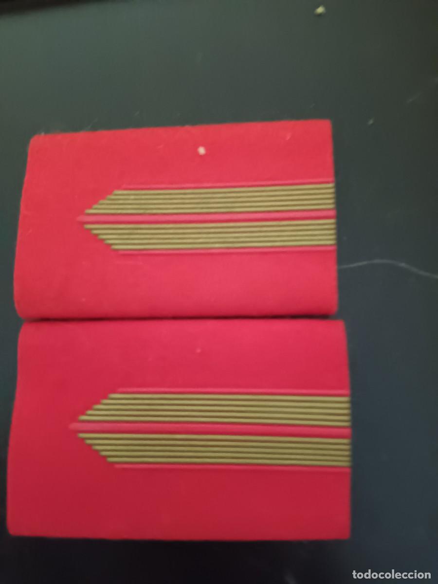 Militaria: HOMBRERAS EJERCITO DE TIERRA - Foto 1