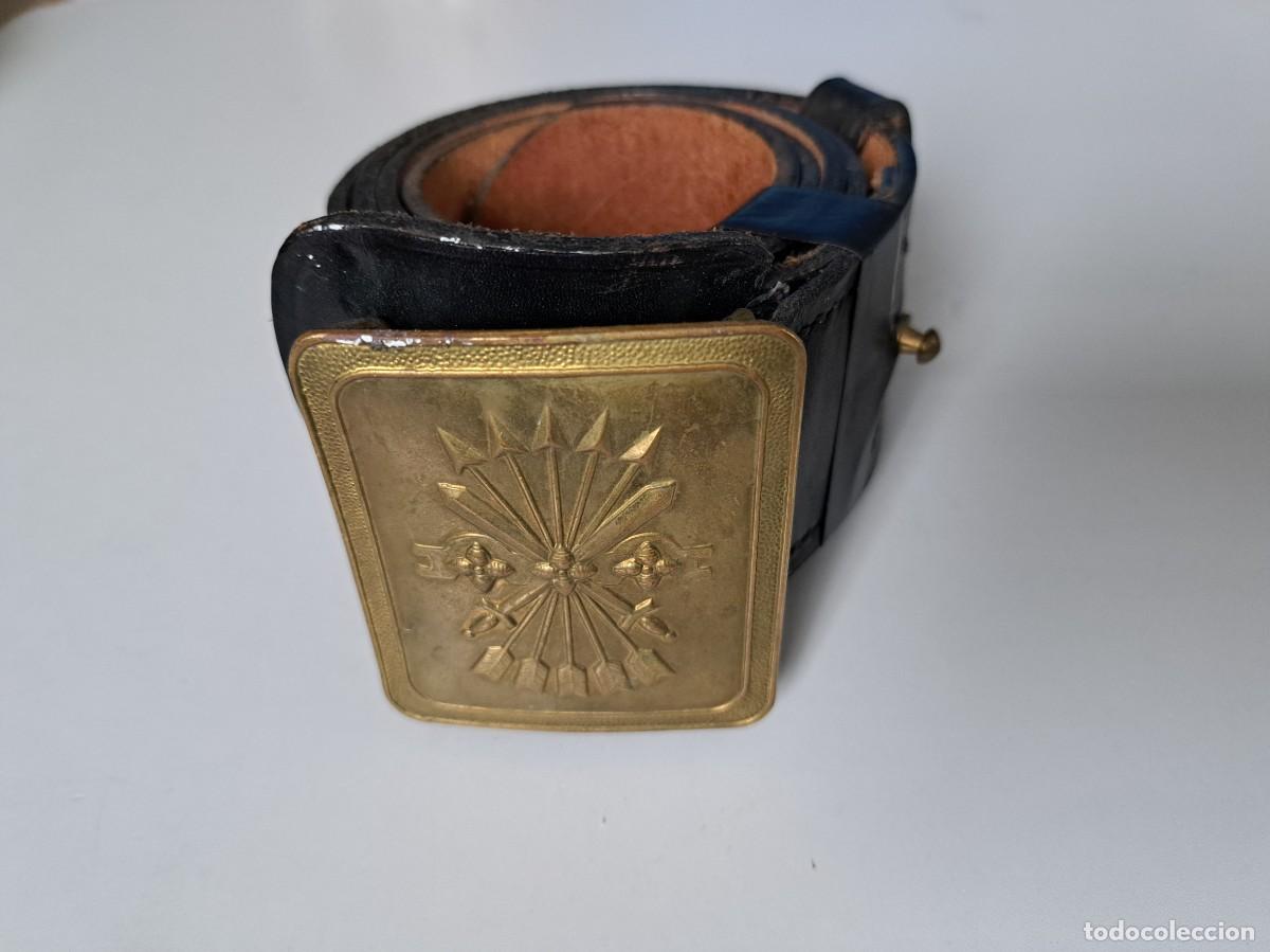 antiguo cinturon con hebilla de falange español - Comprar Cintos Militares  e fivelas no todocoleccion