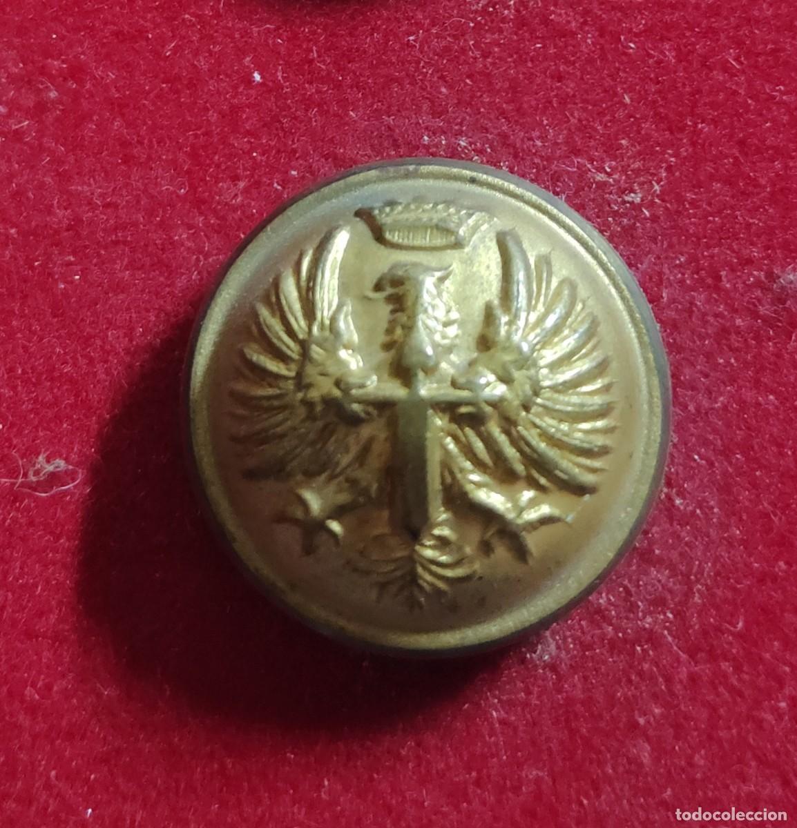 Militaria: Antiguo boton militar - Foto 1