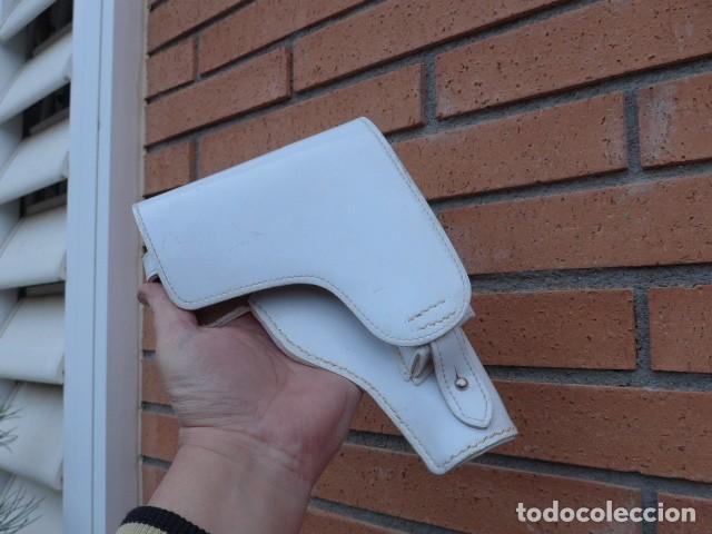 Militaria: FUNDA PISTOLA PM - PA POLICIA MILITAR - MUNICIPAL- CUERO Y CHAROL