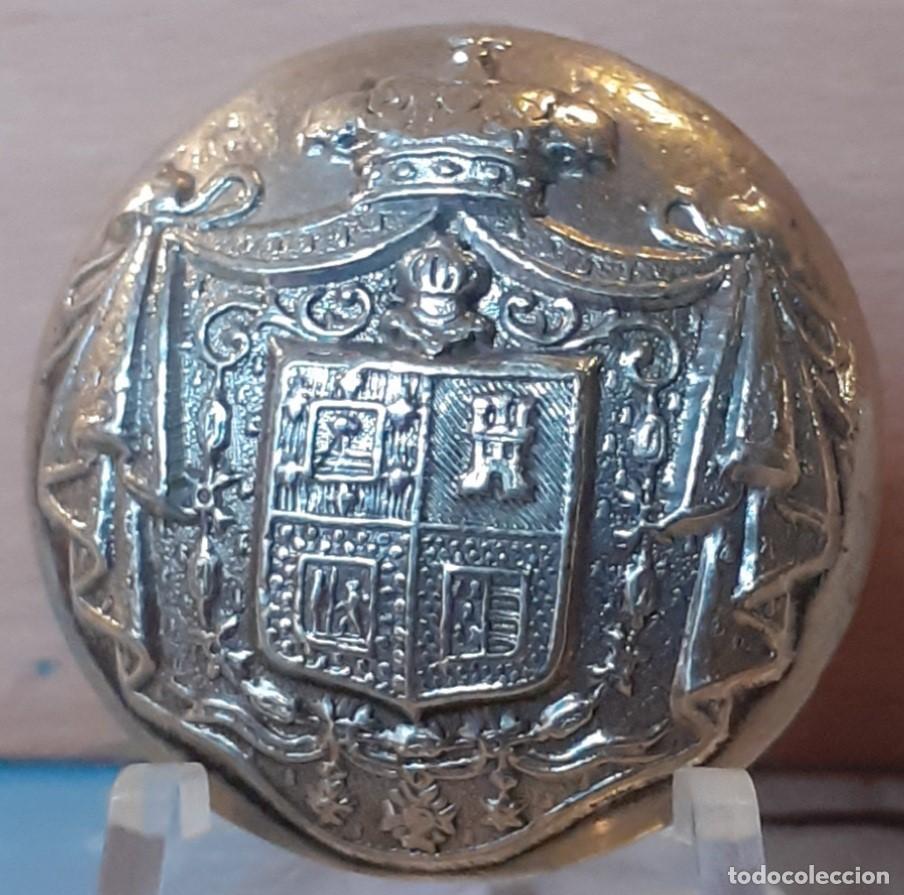 Militaria: ANTIGUO BOTON NOBILIARIO LIBREA - Foto 1