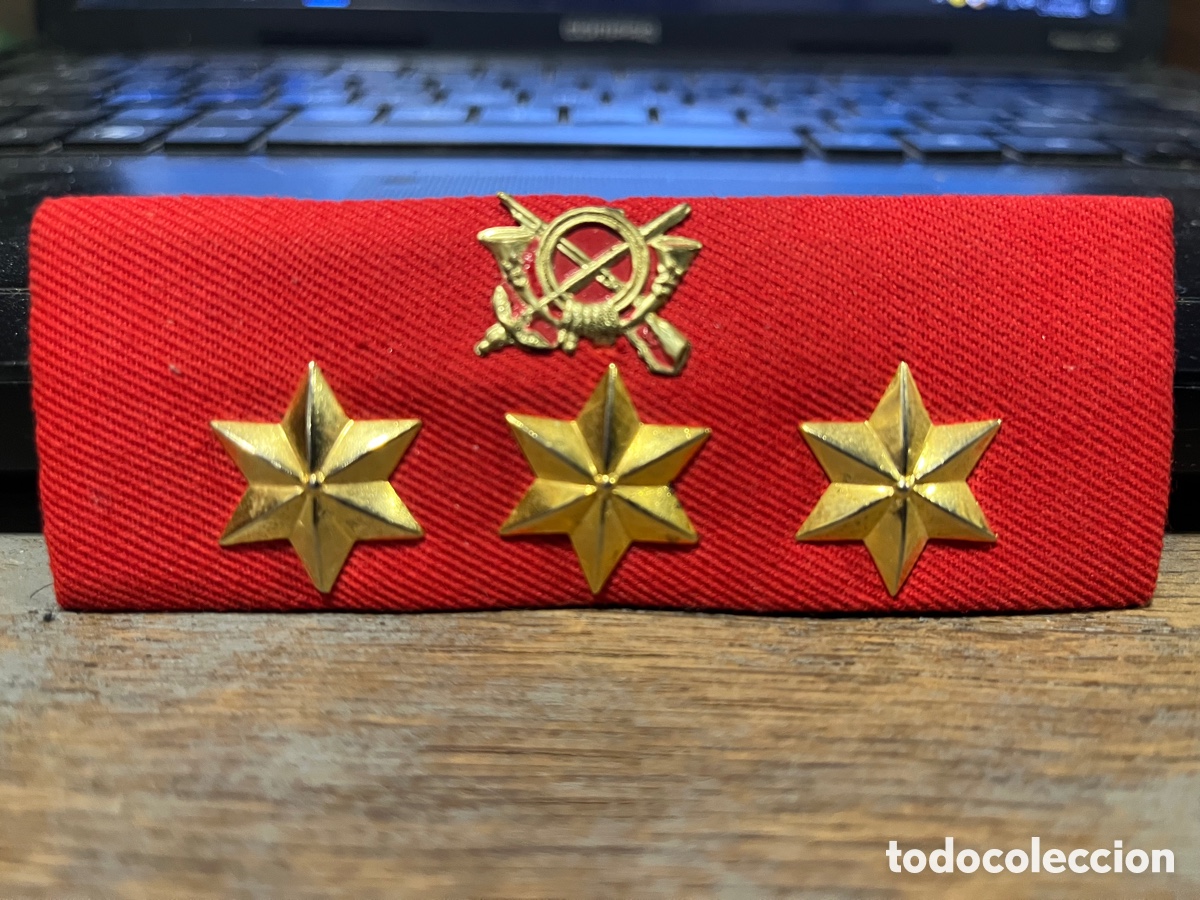 Militaria: DIVISA CAPITAN - Foto 1