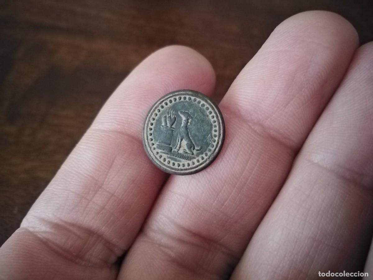 Militaria: Antiguo bot&oacute;n. Perro con corazones y sol. - Foto 5