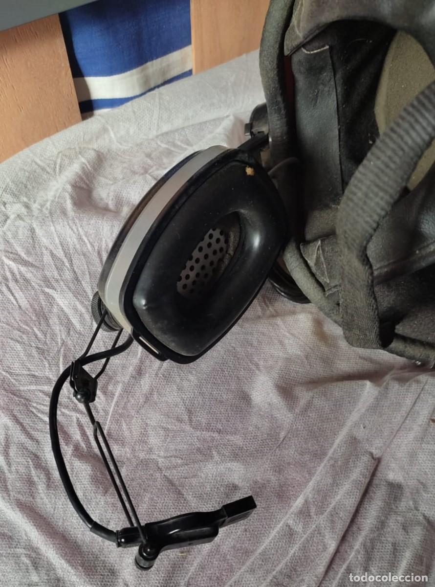 Militaria: Casco de vuelo con micro y auriculares - Foto 2