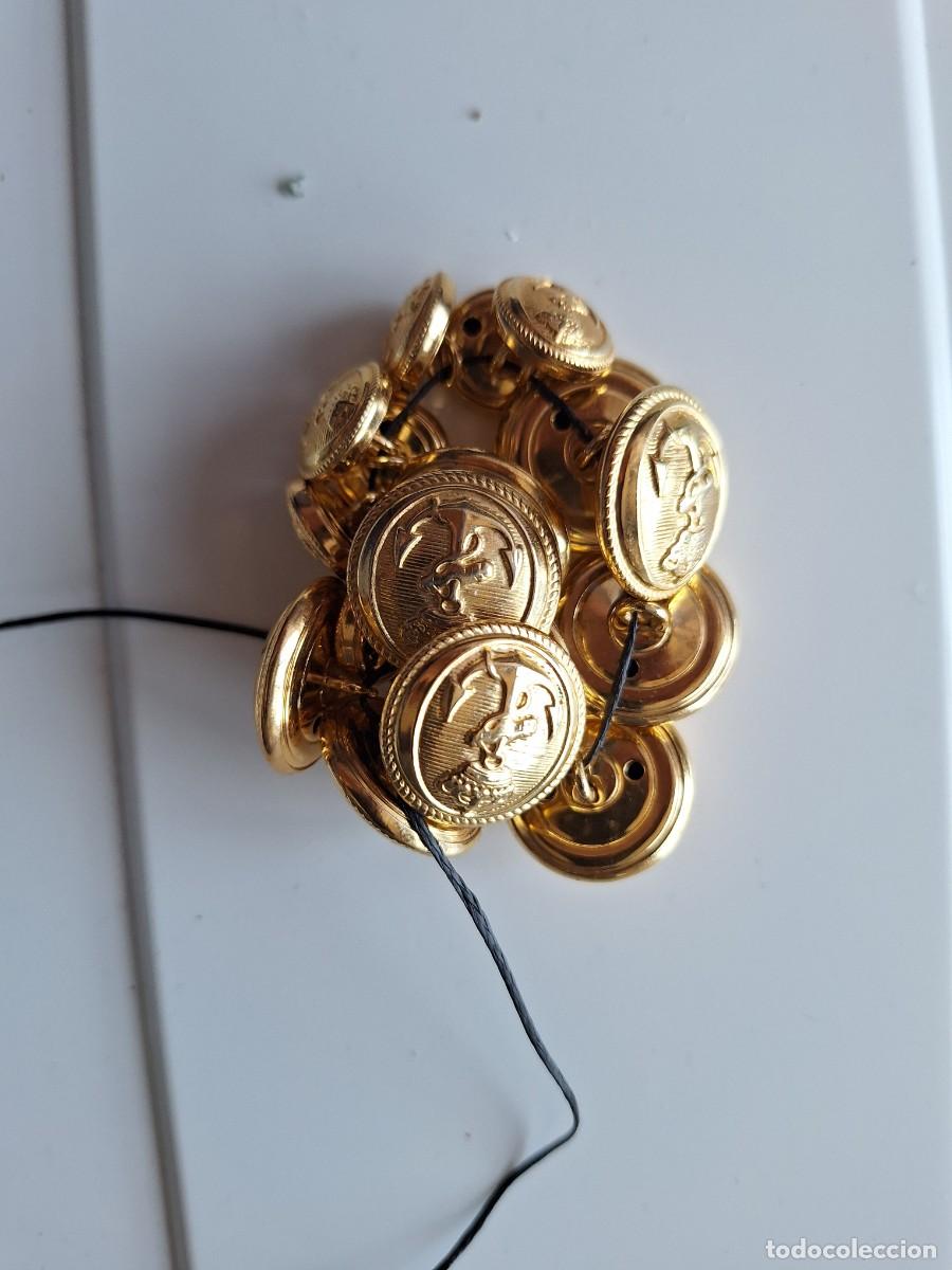 Militaria: Lote de botones de Marina ej&eacute;rcito espa&ntilde;ol - Foto 1
