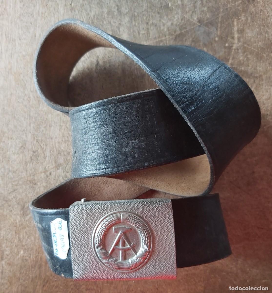 Militaria: Cintur&oacute;n de cuero RDA - Foto 1