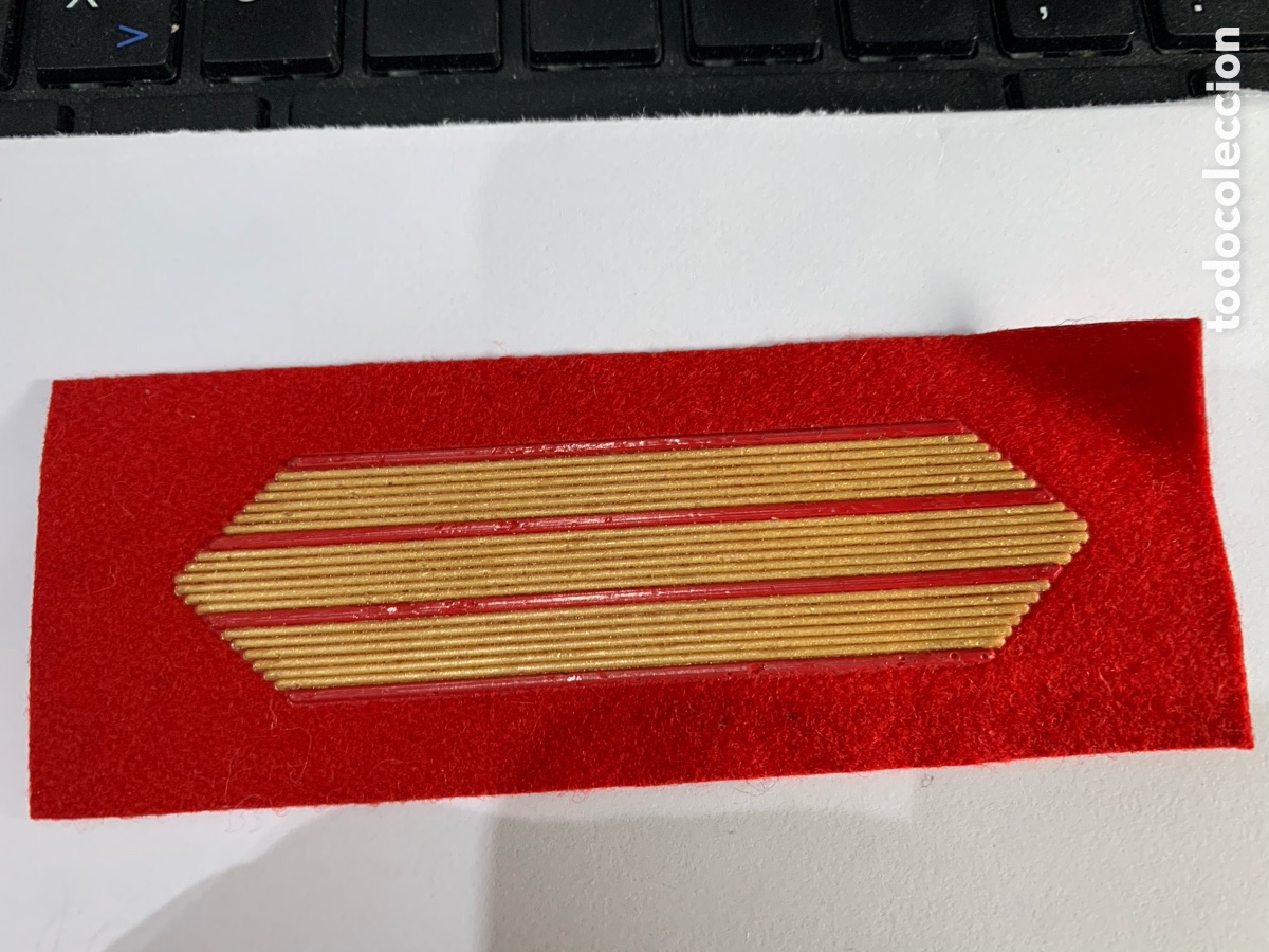 Militaria: Galleta de Pecho de Sargento rayas roja ejercito del Aire - Foto 2