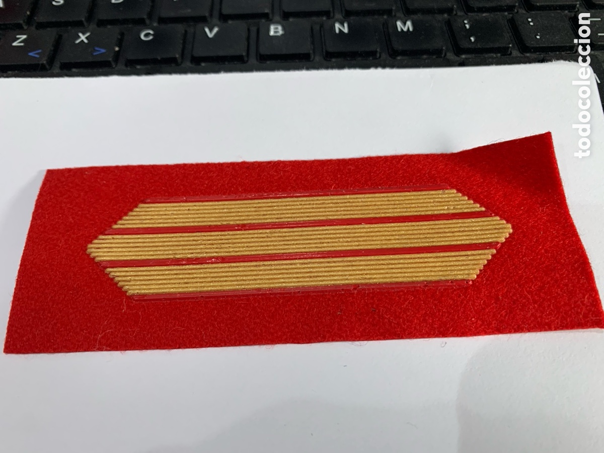Militaria: Galleta de Pecho de Sargento rayas roja ejercito del Aire - Foto 3