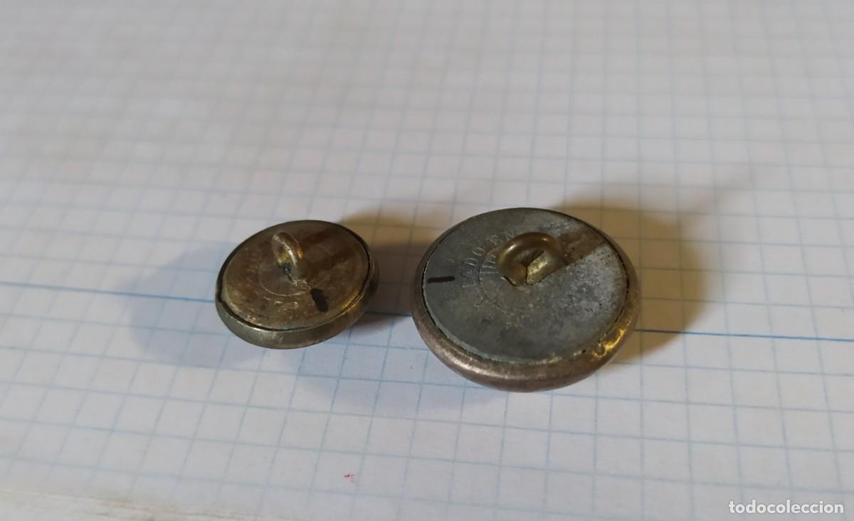 Militaria: Lote de 2 botones lisos - Foto 2