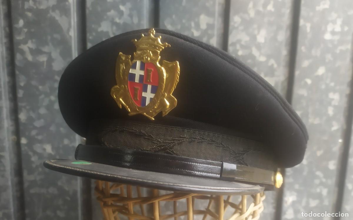 Militaria: Gorra de plato de polic&iacute;a - Foto 2