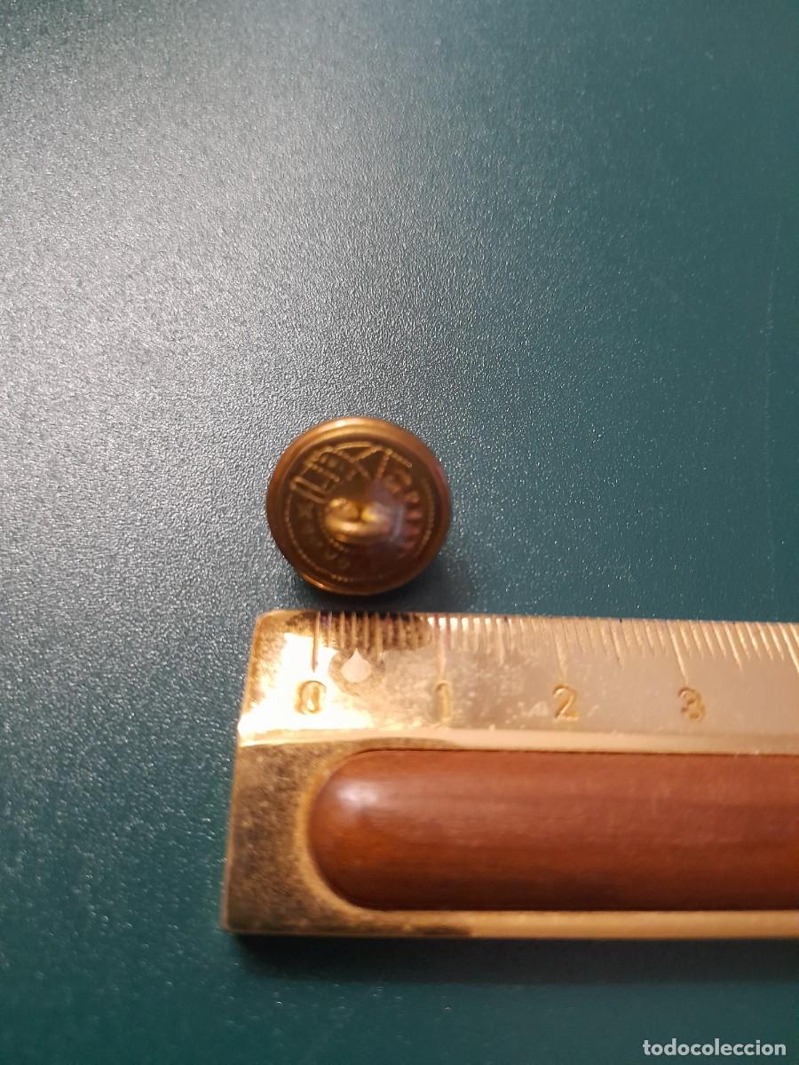 Militaria: Antiguo bot&oacute;n de artillero - Foto 3