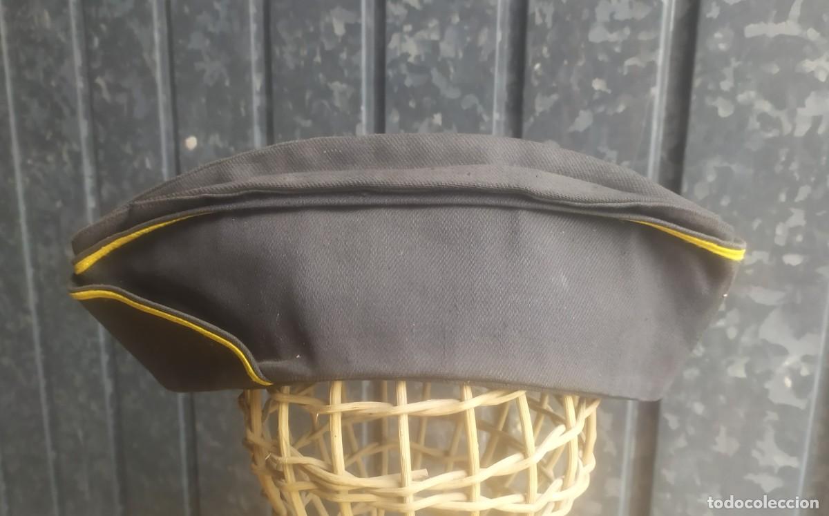 Militaria: Pl&aacute;tano con ribete amarillo - Foto 2