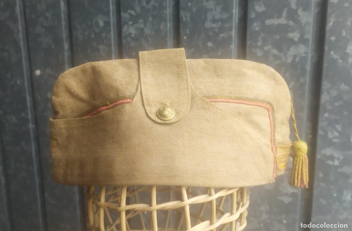 Militaria: Pl&aacute;tano espa&ntilde;ol, de sargento - Foto 1
