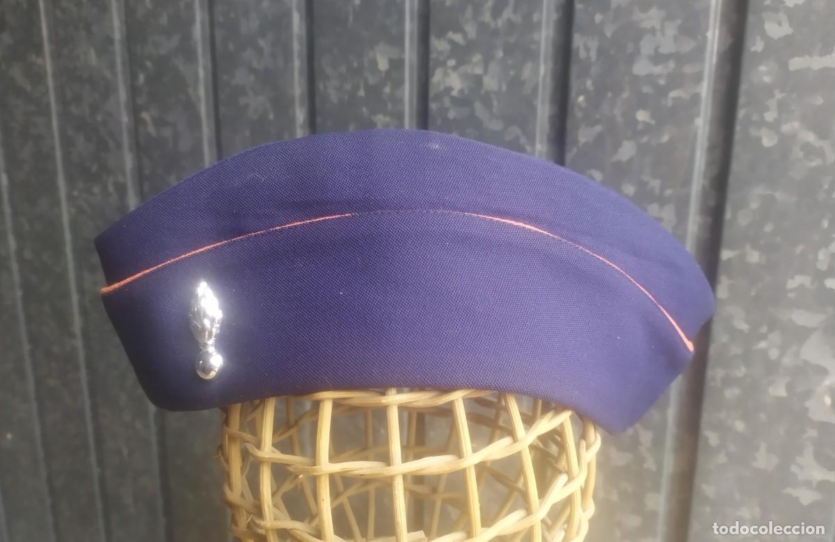 Militaria: Pl&aacute;tano o gorrillo, belga - Foto 1