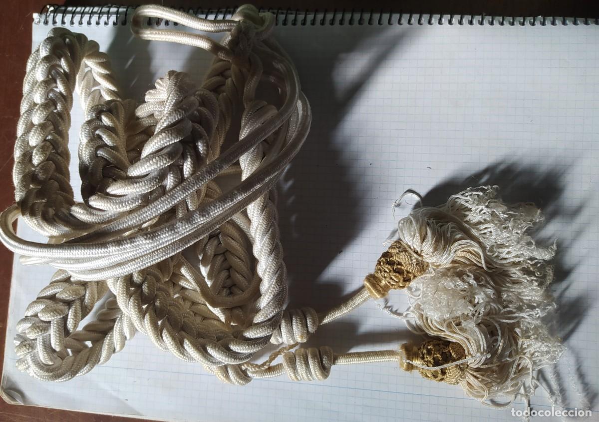 Militaria: Cord&oacute;n blanco en caja - Foto 2