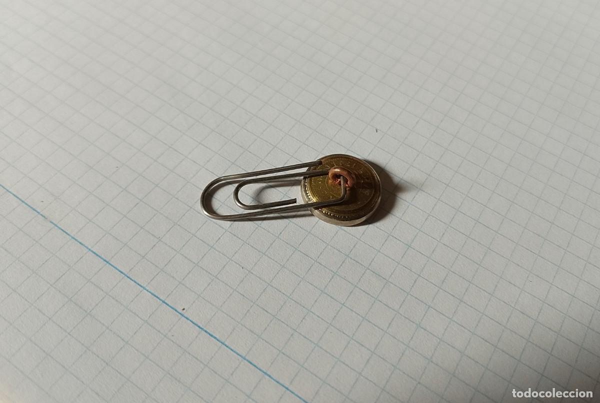 Militaria: Bot&oacute;n DR, peque&ntilde;o, plateado - Foto 2