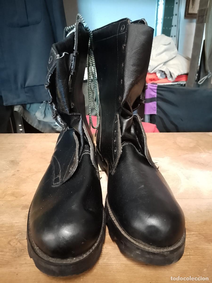 Militaria: Botas marca Iturri, talla 51 - Foto 1