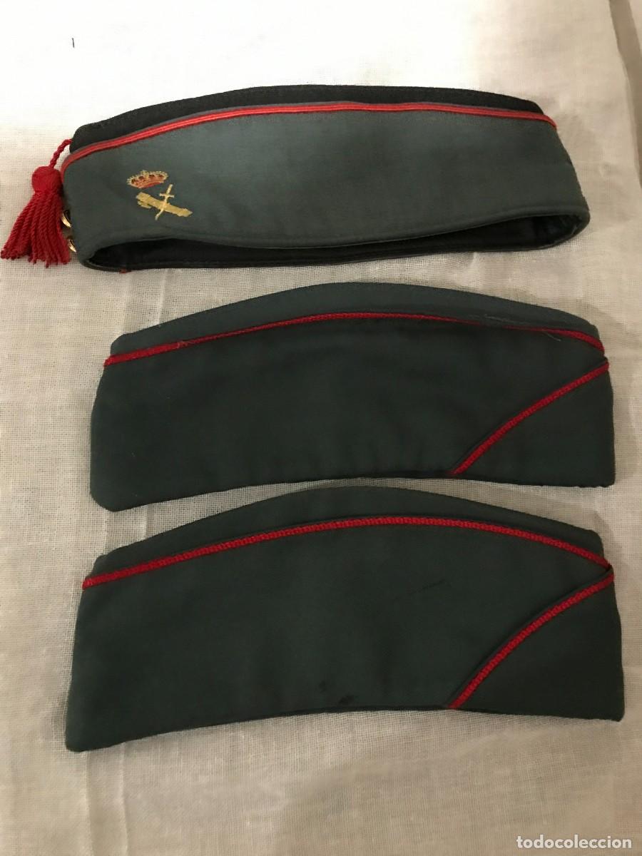 Militaria: 3 GORRAS DE CUARTEL GUARDIA CIVIL. - Foto 1