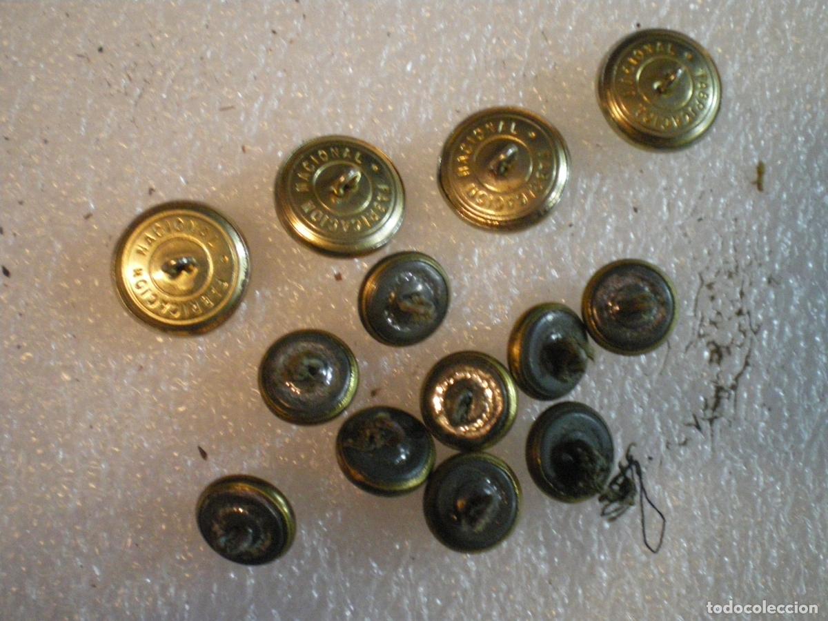 Militaria: LOTE BOTONES EPOCA FRANCO - Foto 2