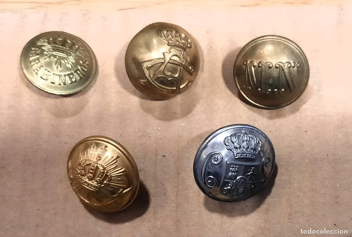 Militaria: LOTE BOTONES VARIAS UNIDADES - Foto 1