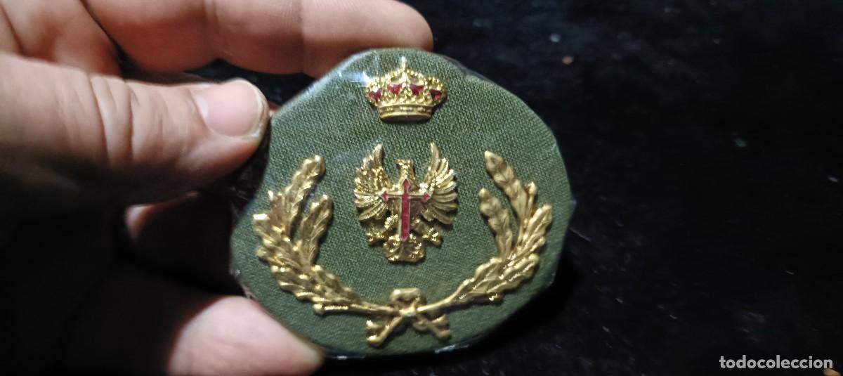 Militaria: Galleta para gorra de plato del Ej&eacute;rcito de Tierra - Foto 1