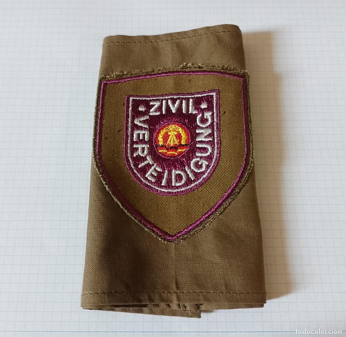 Militaria: Brazalete bordado, RDA - Foto 1