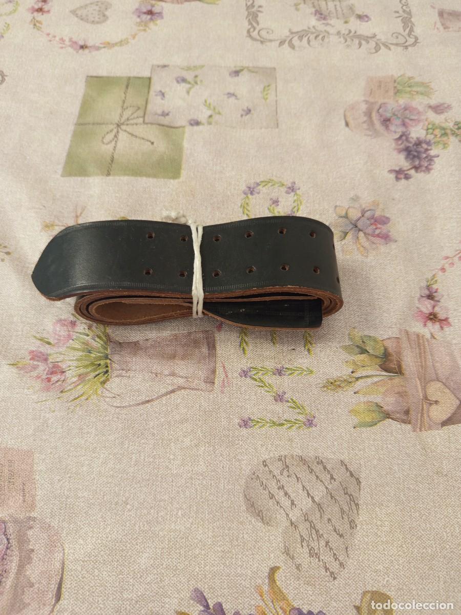 Militaria: Bonito cintur&oacute;n militar - Foto 1