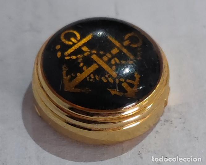 Militaria: BOTON O SIM. CON ANCLAS A IDENTIFICAR - Foto 1