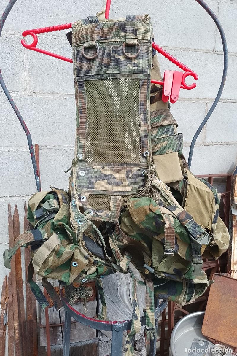 Militaria: Chaleco t&aacute;ctico de camuflaje - Foto 1